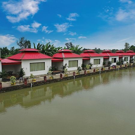 Lake View Village Resort Tajpur Екстер'єр фото