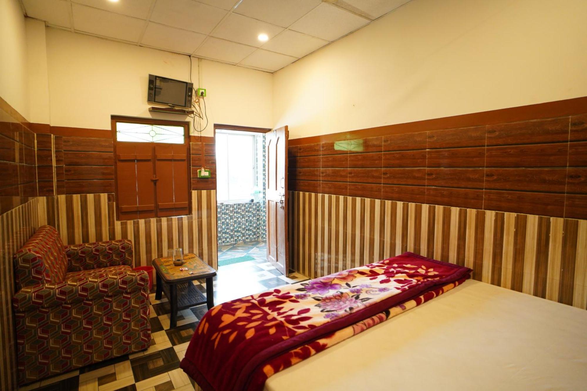 Lake View Village Resort Tajpur Екстер'єр фото
