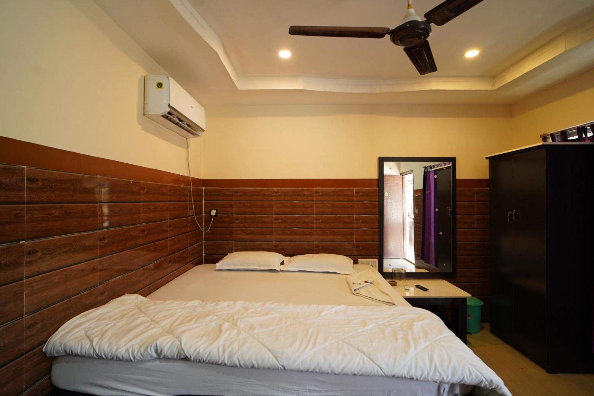 Lake View Village Resort Tajpur Екстер'єр фото