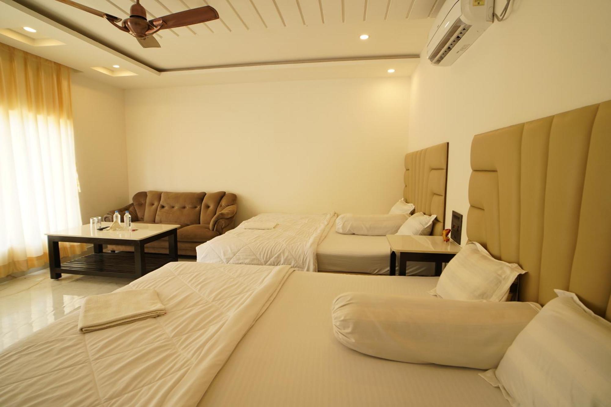 Lake View Village Resort Tajpur Екстер'єр фото