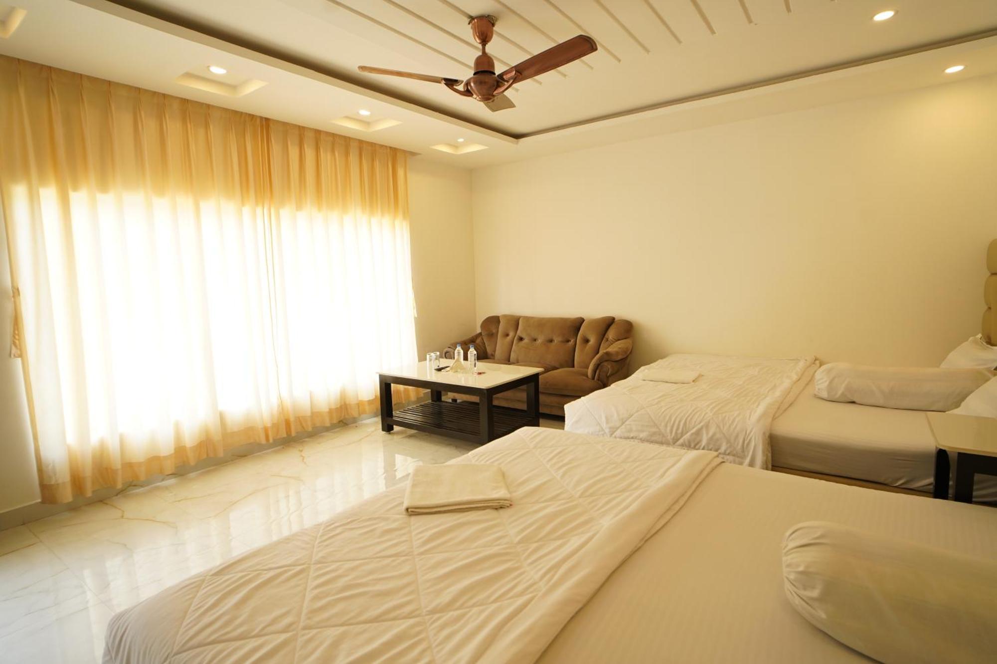 Lake View Village Resort Tajpur Екстер'єр фото