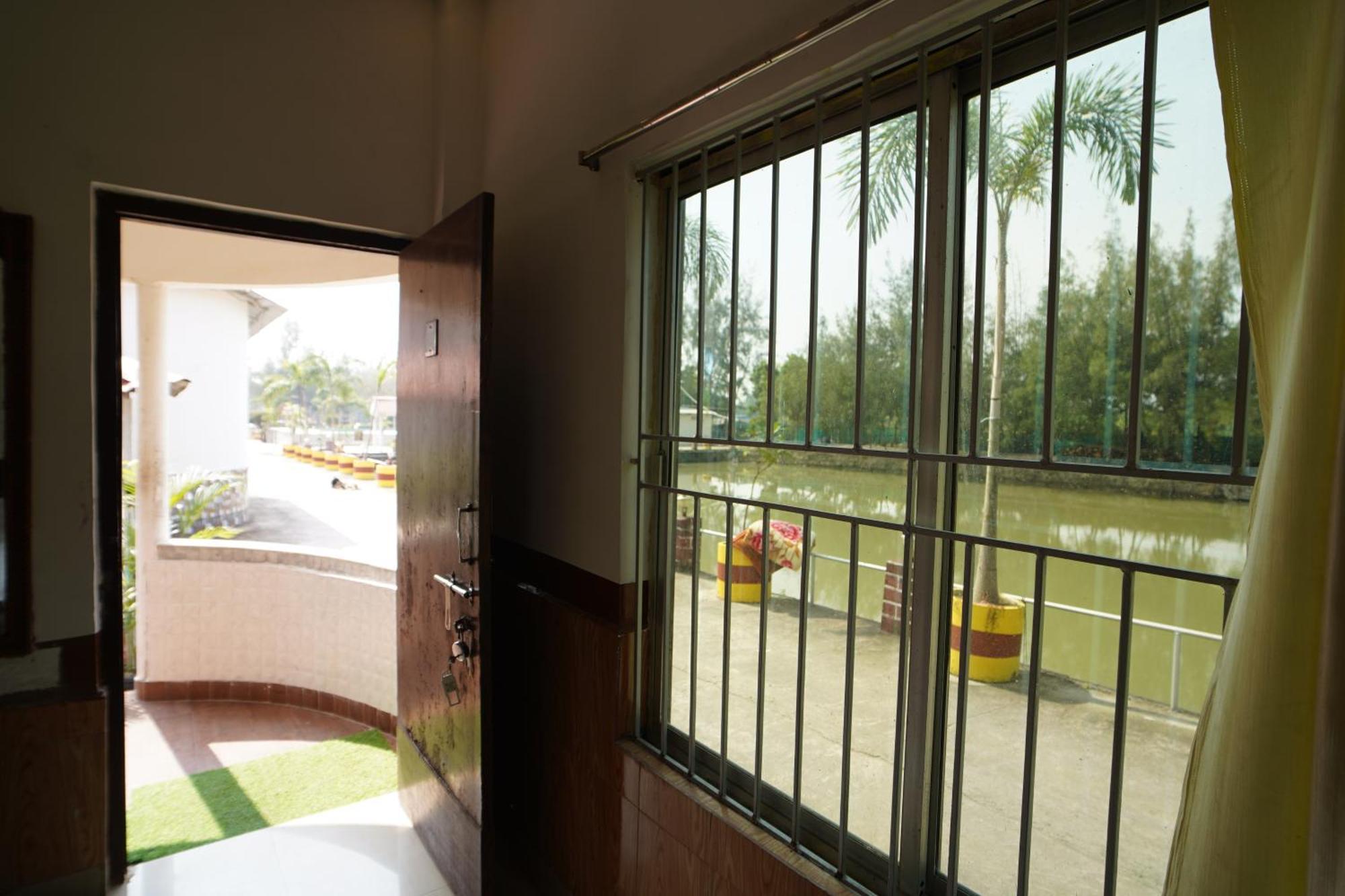 Lake View Village Resort Tajpur Екстер'єр фото