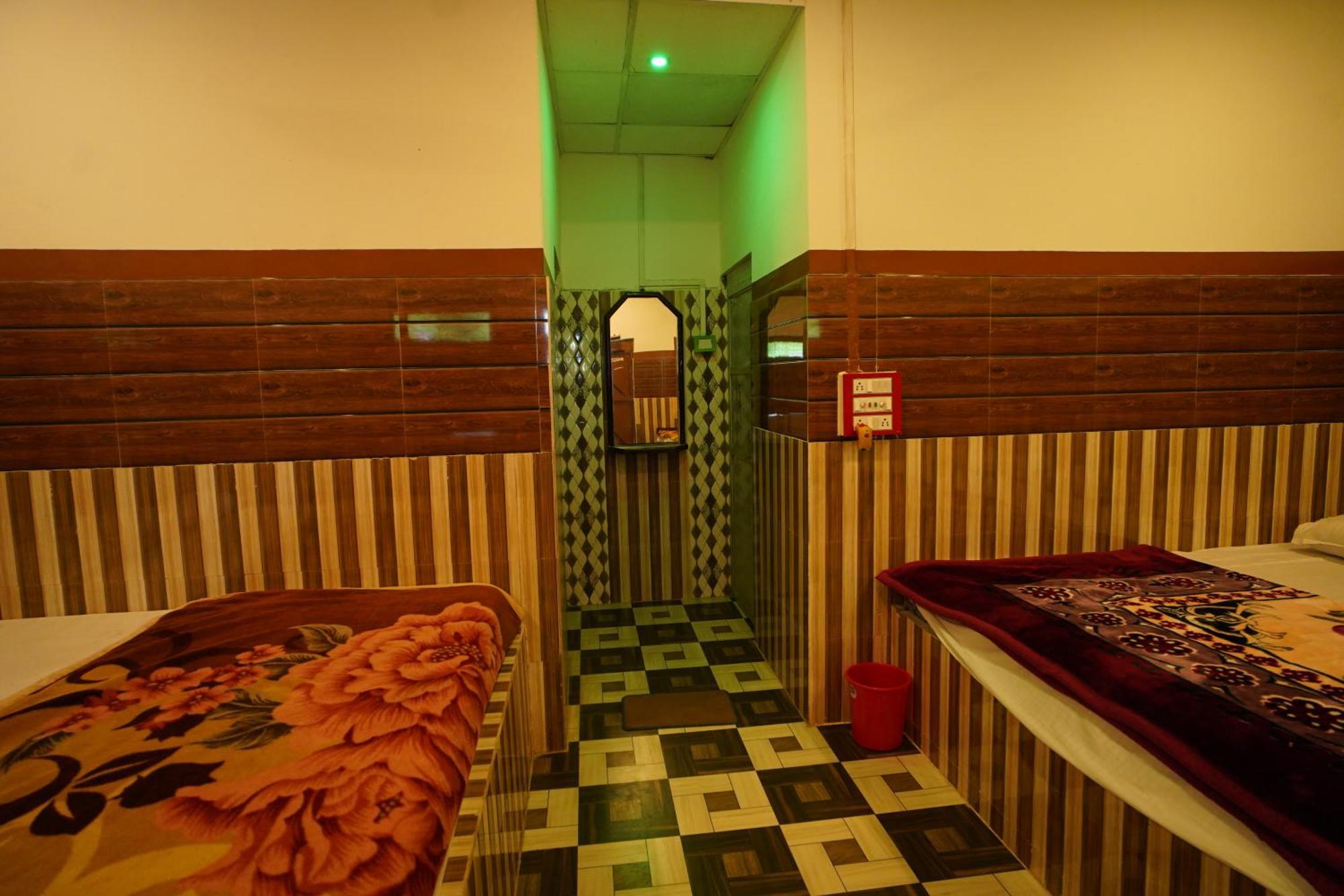 Lake View Village Resort Tajpur Екстер'єр фото