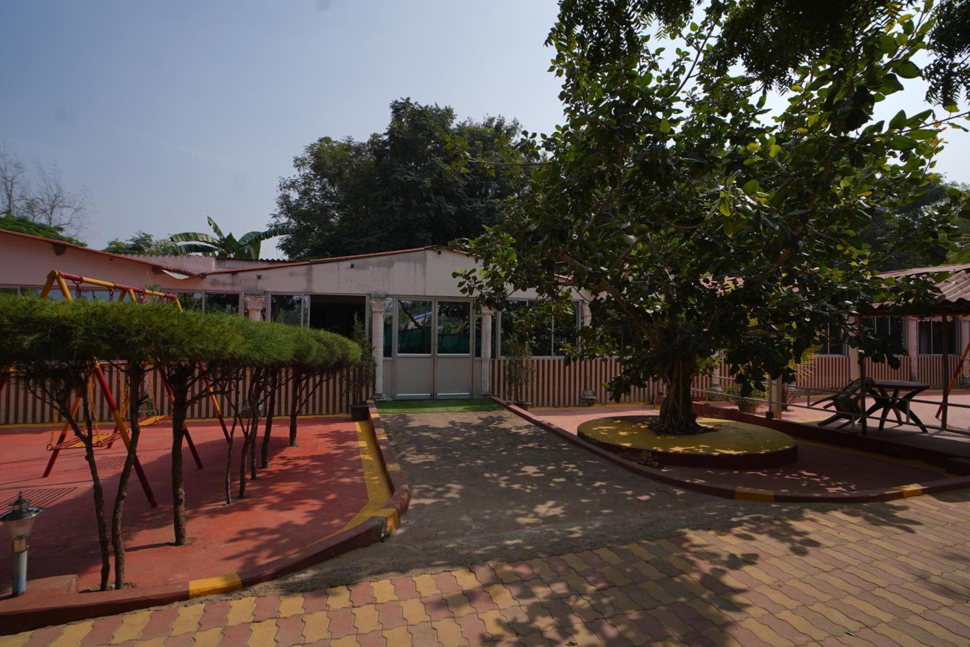 Lake View Village Resort Tajpur Екстер'єр фото